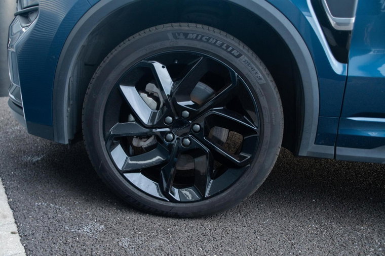 Vehicle Image 14