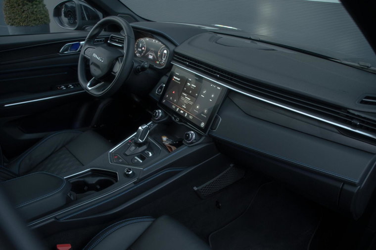 Vehicle Image 15