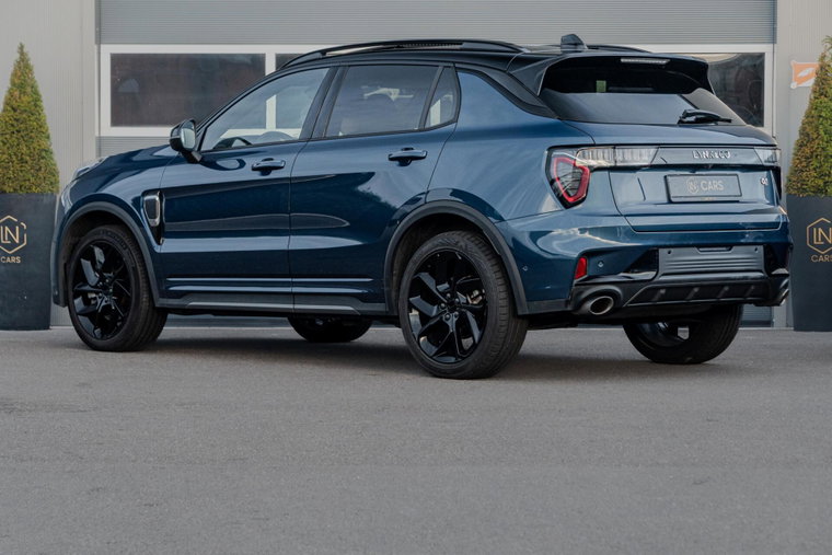Vehicle Image 7