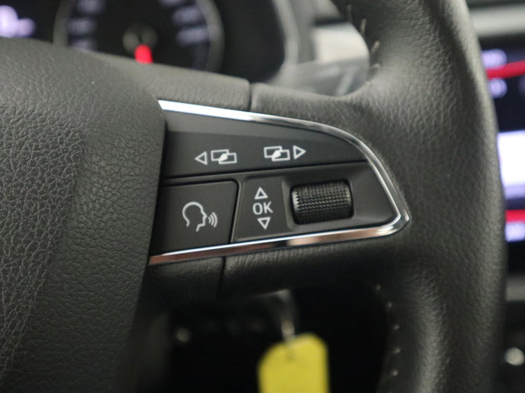 Vehicle Image 39