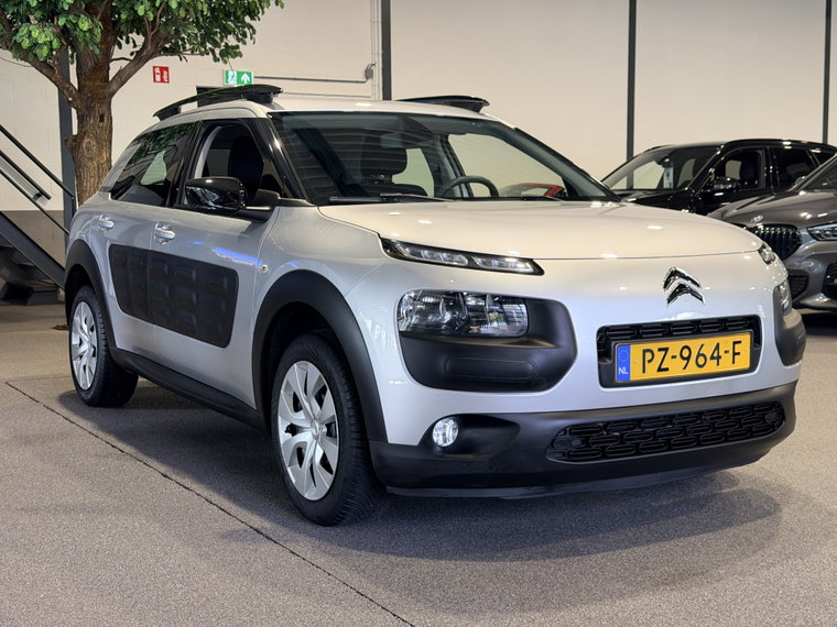 Vehicle Image 7