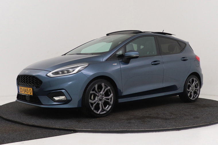 Vehicle Image 6