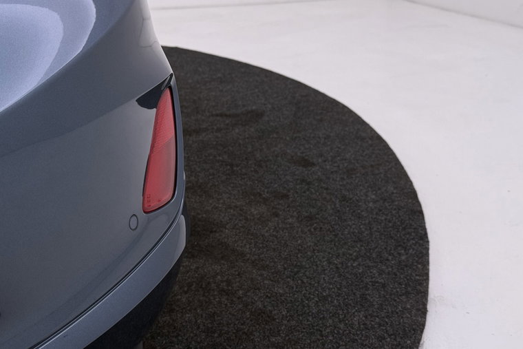 Vehicle Image 42