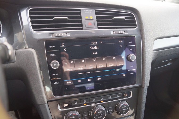 Vehicle Image 12