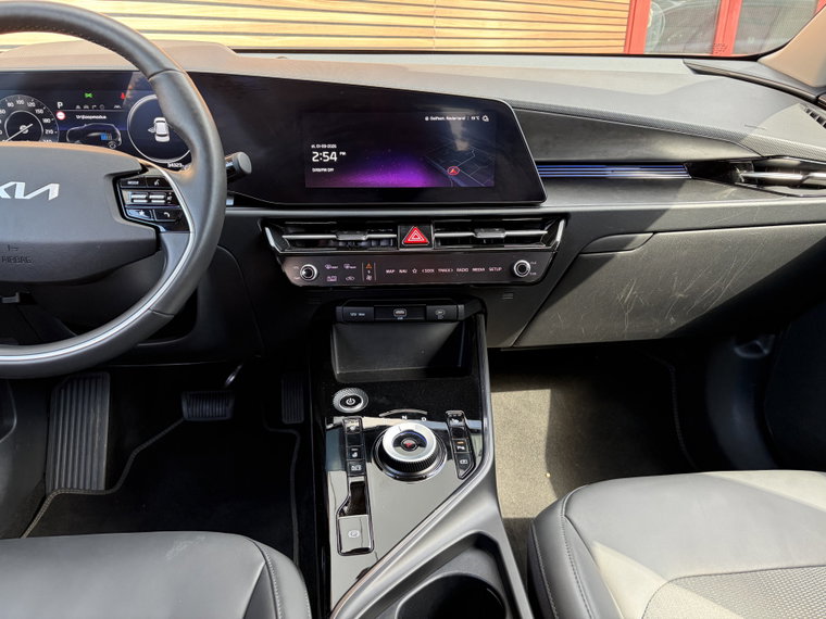 Vehicle Image 31