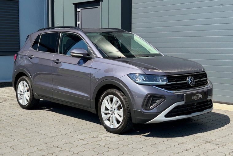 Vehicle Image 36