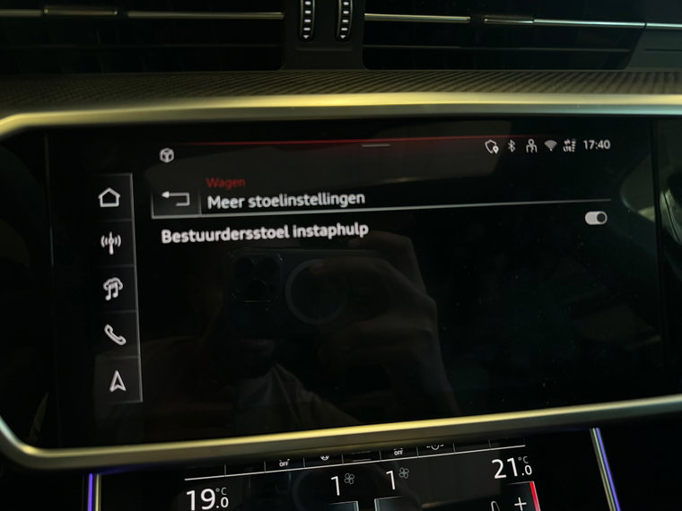Vehicle Image 42