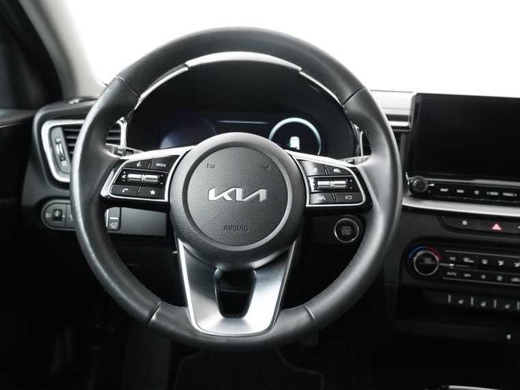 Vehicle Image 38