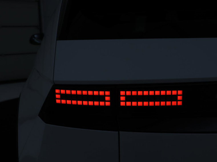 Vehicle Image 38