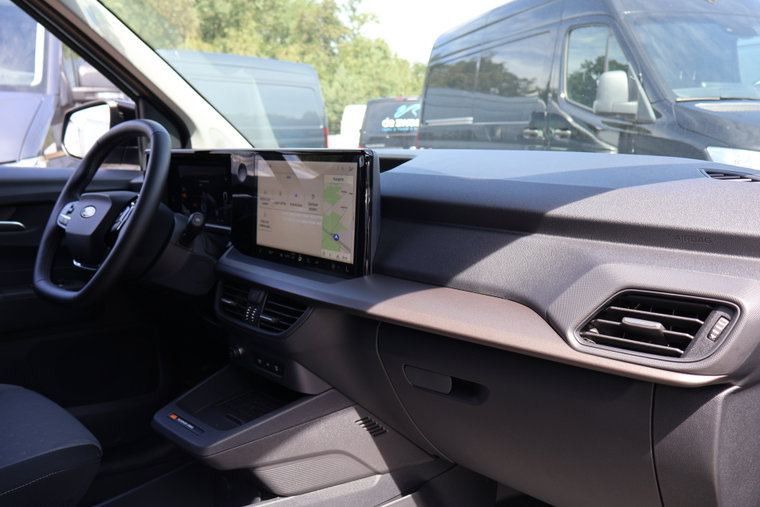 Vehicle Image 39