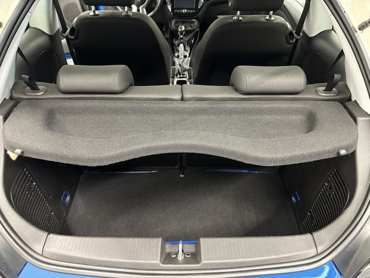 Vehicle Image 33