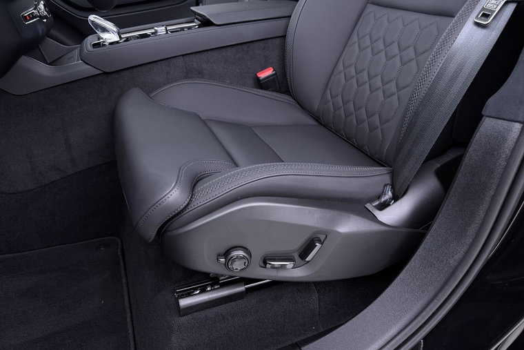 Vehicle Image 45