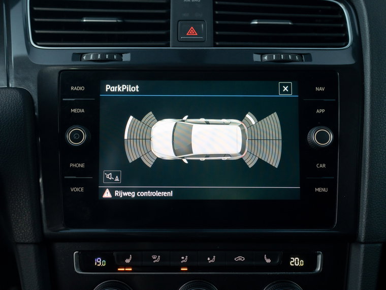 Vehicle Image 38