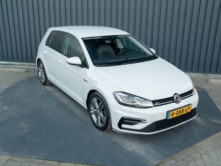 Vehicle Image 45