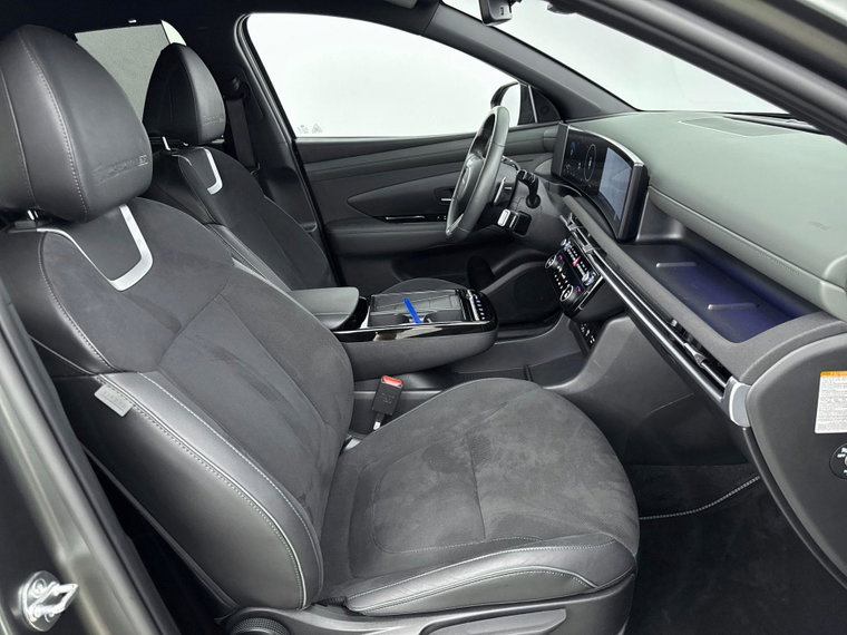 Vehicle Image 31