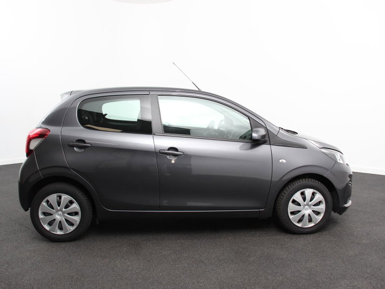 Vehicle Image 6