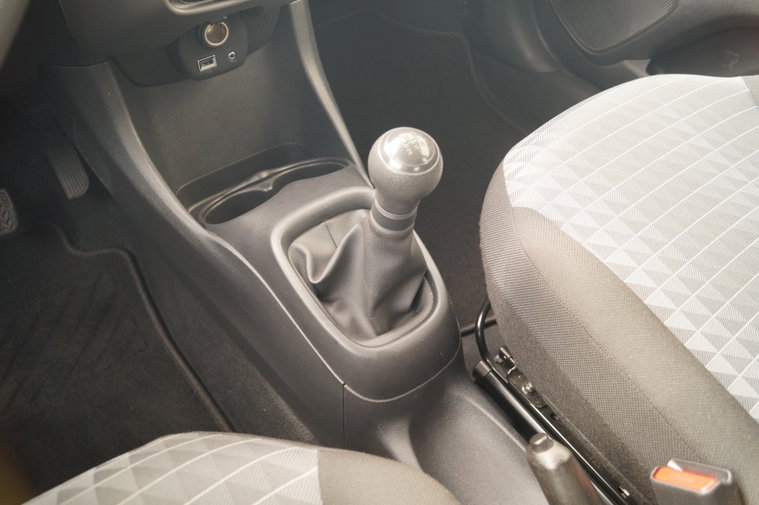 Vehicle Image 18
