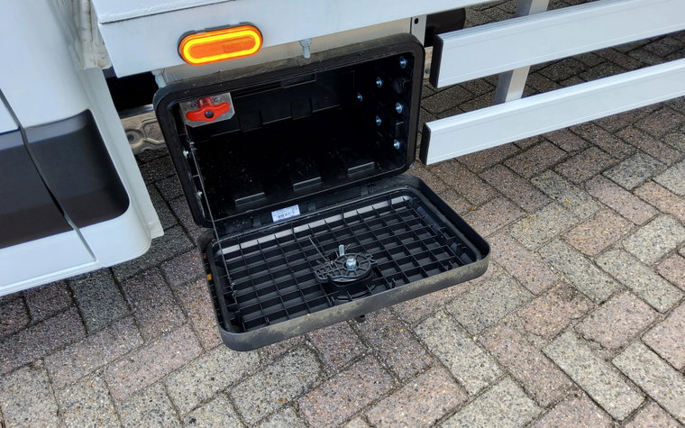 Vehicle Image 8
