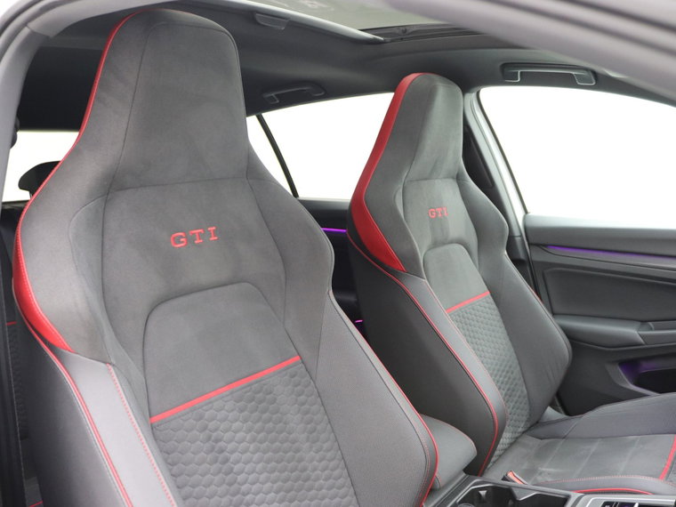 Vehicle Image 33