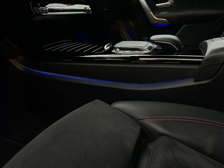 Vehicle Image 31