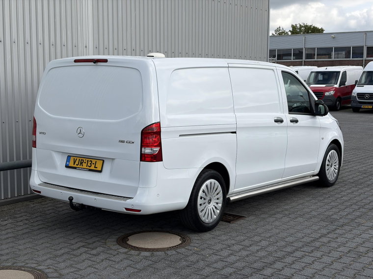 Vehicle Image 27
