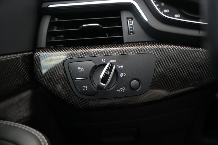 Vehicle Image 39