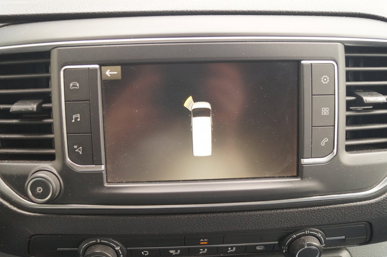 Vehicle Image 26