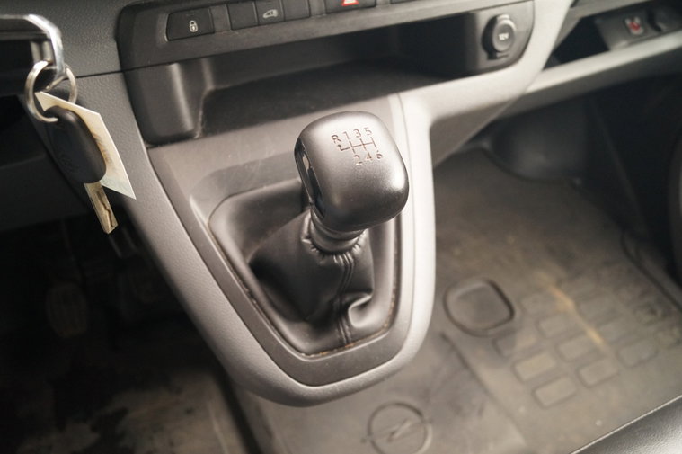 Vehicle Image 27