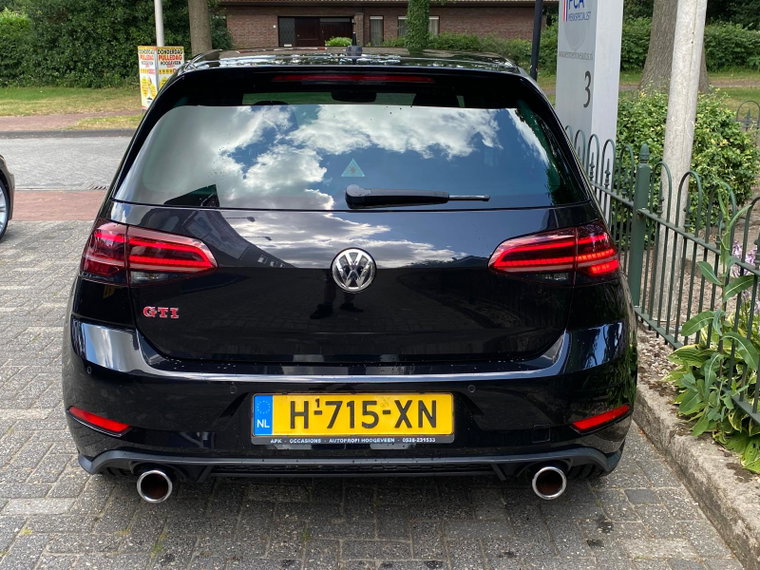 Vehicle Image 43