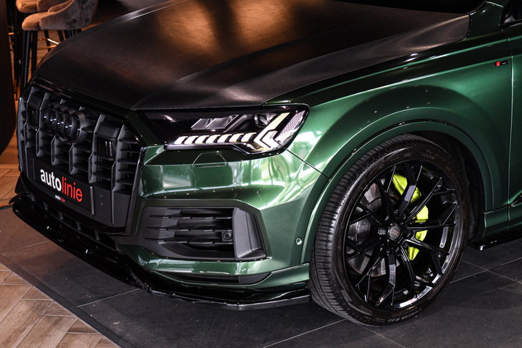 Vehicle Image 6