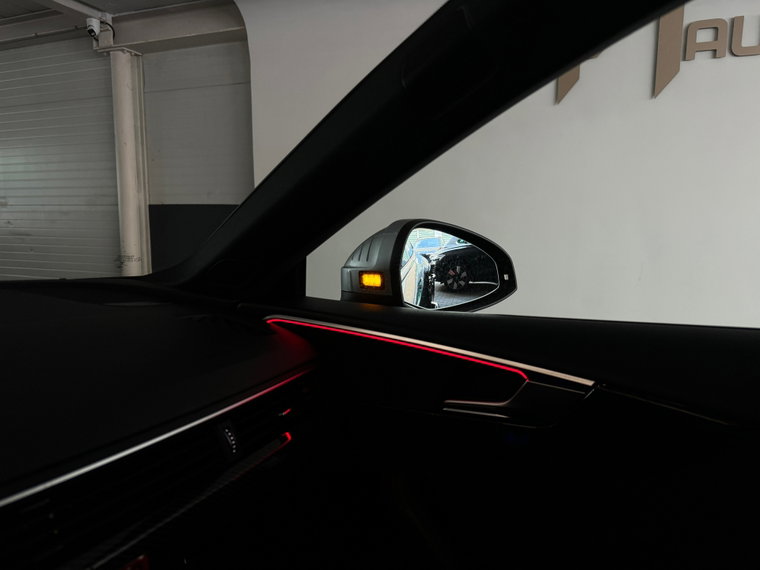 Vehicle Image 35