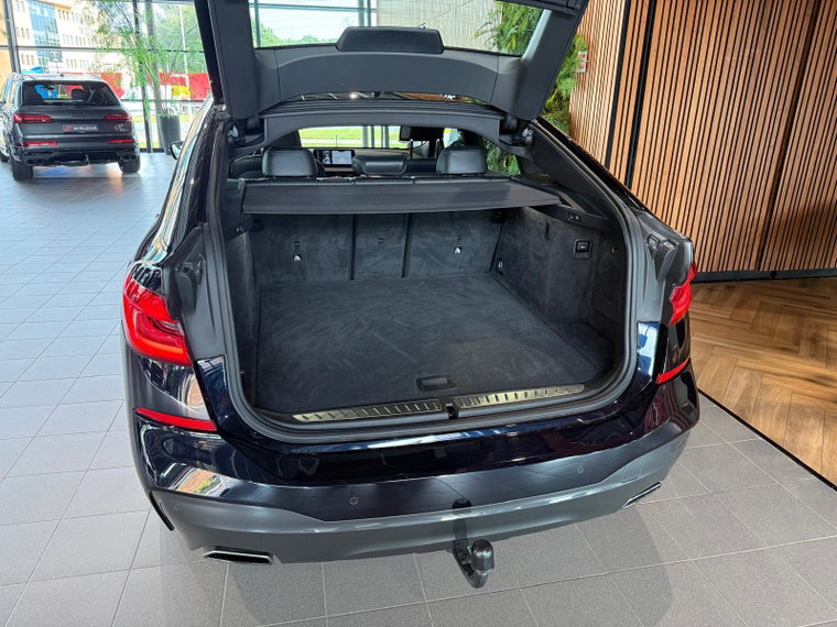 Vehicle Image 41