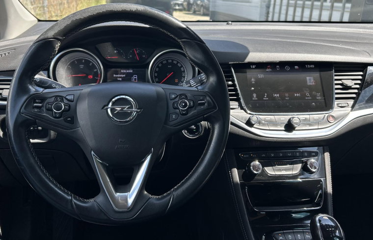 Vehicle Image 18