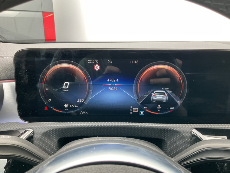 Vehicle Image 26