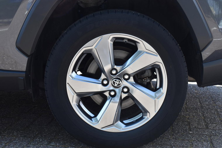 Vehicle Image 20