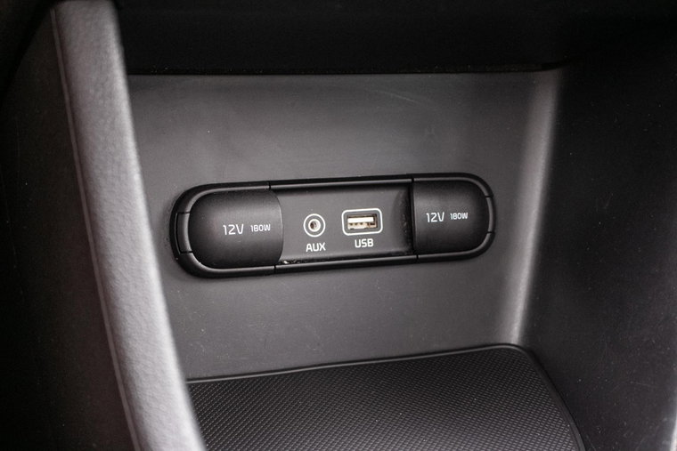 Vehicle Image 26