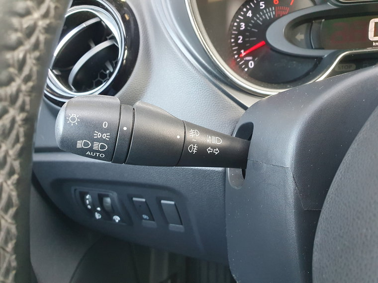 Vehicle Image 43