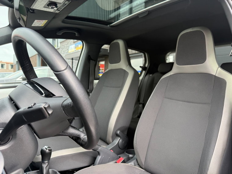Vehicle Image 31