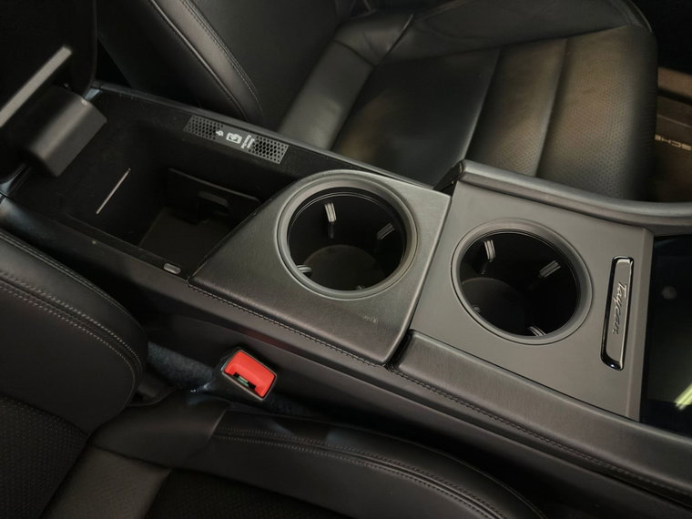 Vehicle Image 28