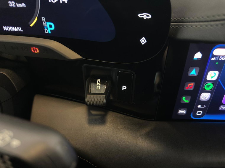 Vehicle Image 33