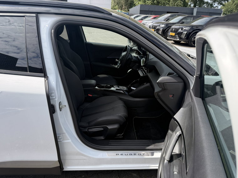 Vehicle Image 45