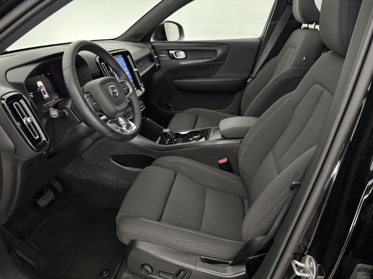 Vehicle Image 39