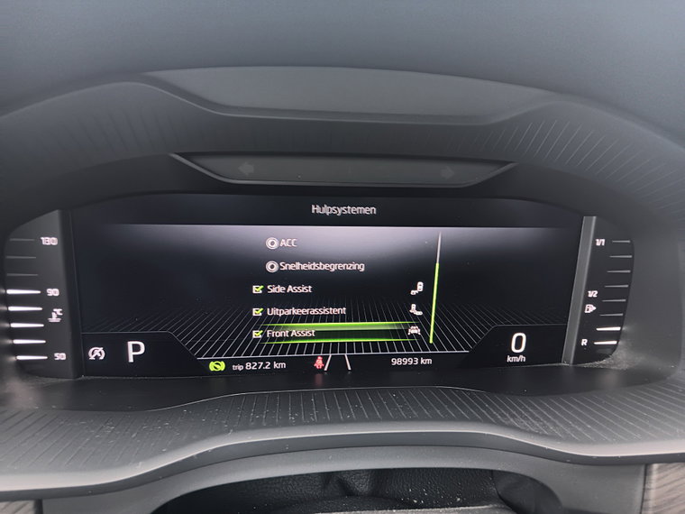 Vehicle Image 30