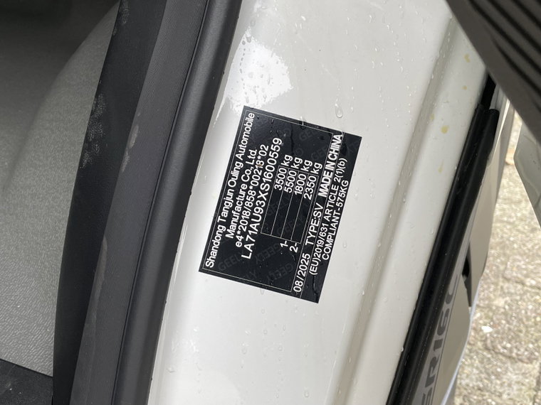 Vehicle Image 11