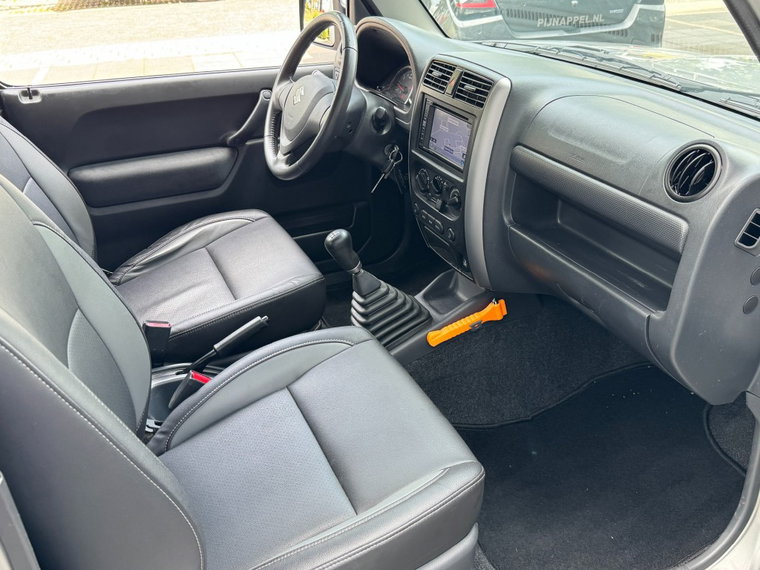 Vehicle Image 26
