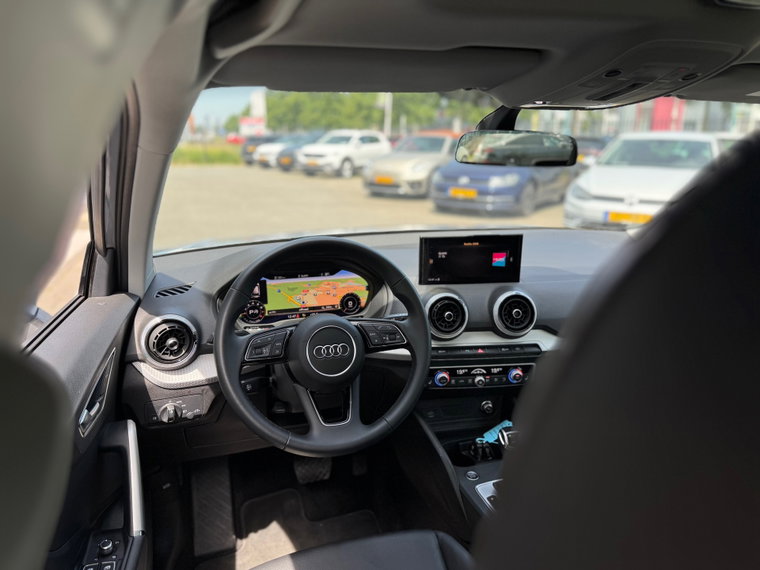 Vehicle Image 22