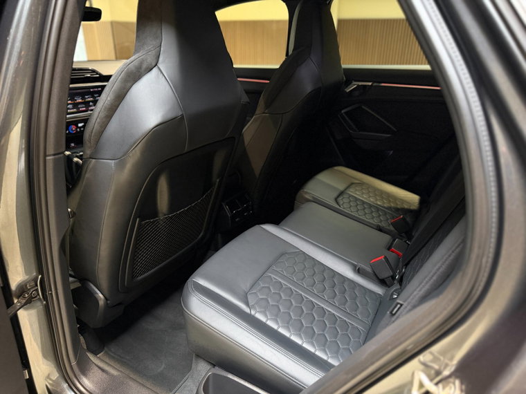 Vehicle Image 45