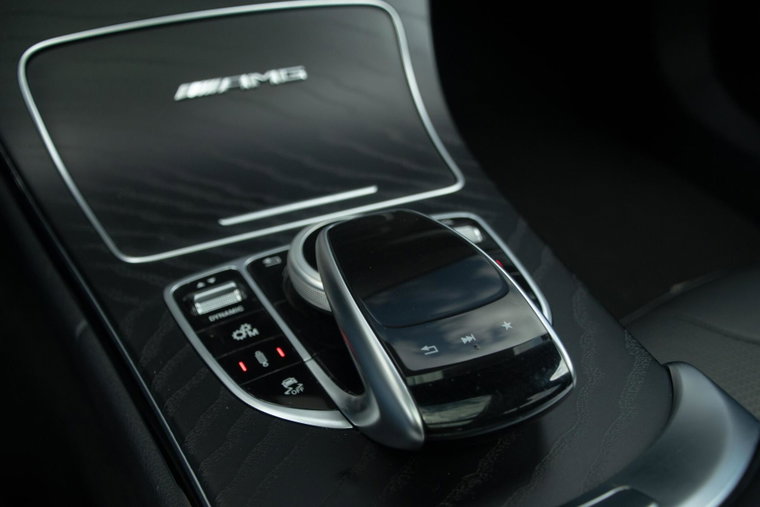 Vehicle Image 35