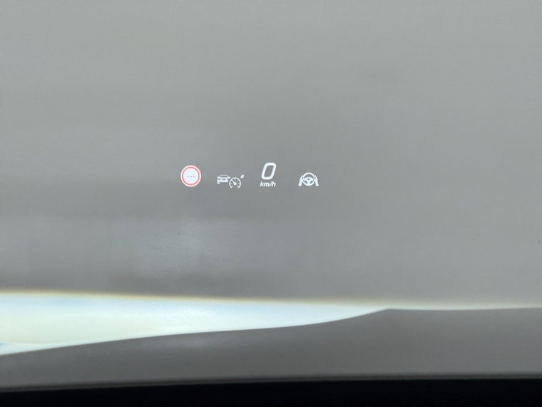 Vehicle Image 38