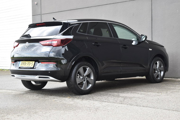 Vehicle Image 7